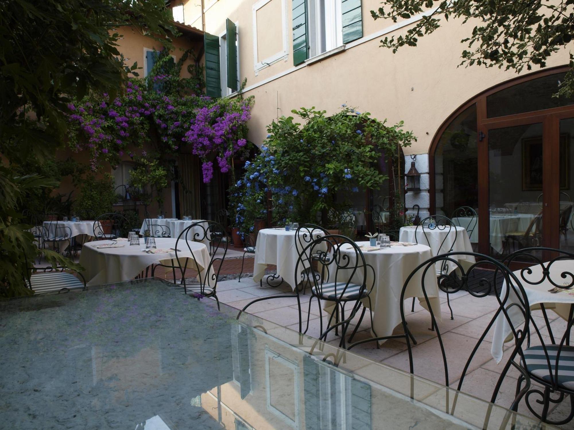 Hotel San Filis San Felice del Benaco Dış mekan fotoğraf