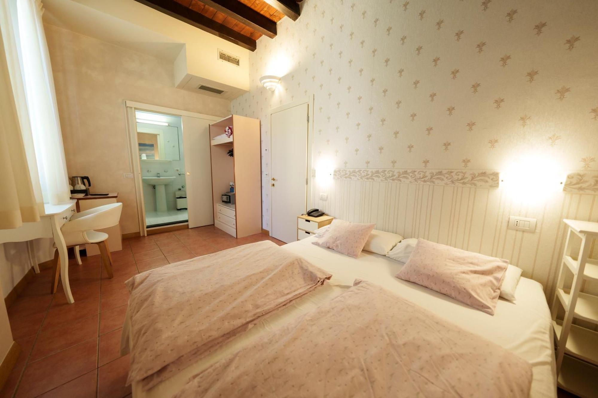 Hotel San Filis San Felice del Benaco Dış mekan fotoğraf